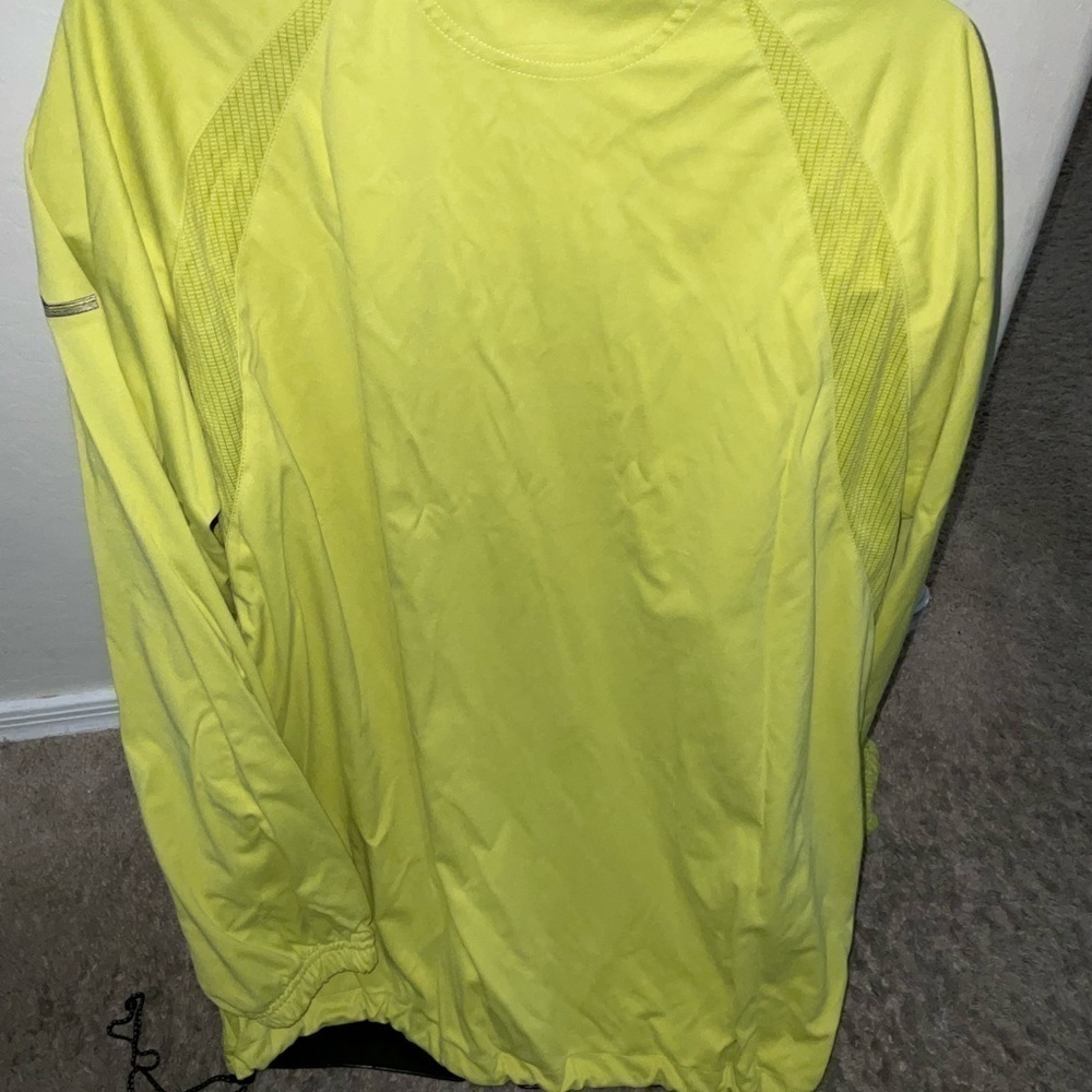 Men’s used size L Greg Norman yellow pullover golf coat jacket Large Pre own - Picture 4 of 6